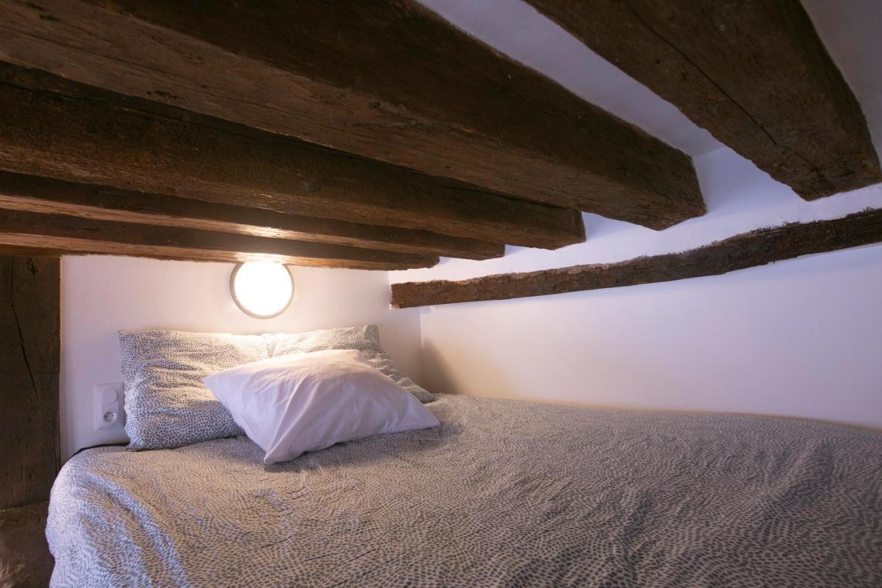 Authentic Apartment In Center Of Parisian Marais Eksteriør billede
