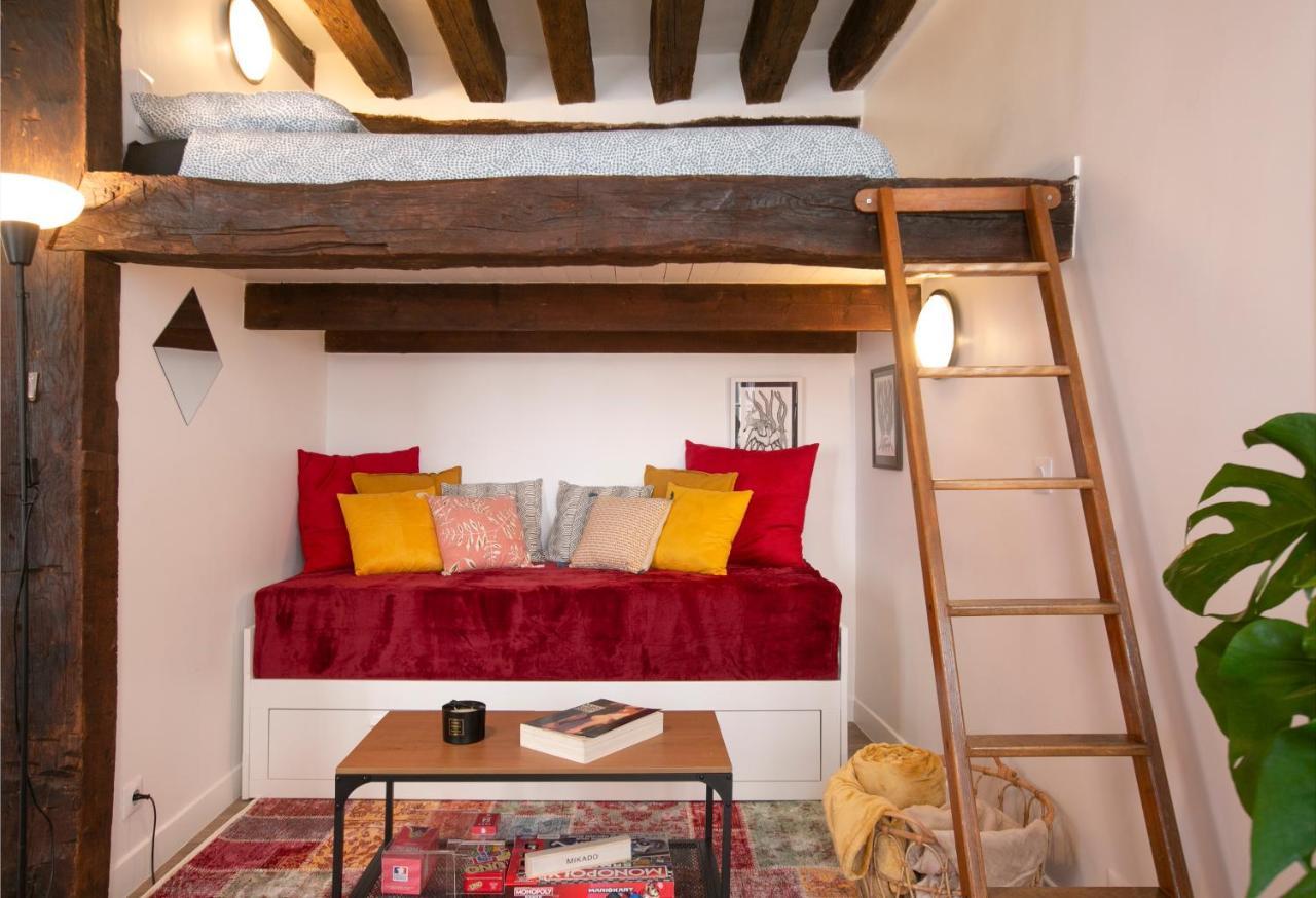 Authentic Apartment In Center Of Parisian Marais Eksteriør billede
